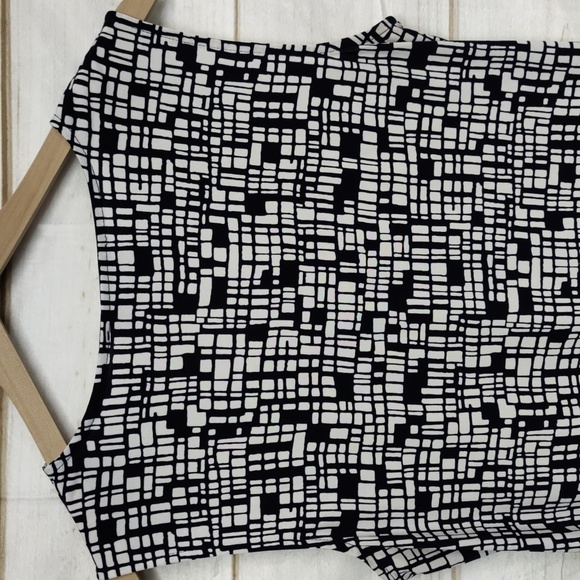 Jones Studio Separates Navy & White Pattern Cowl Neck Sleeveless Top Size Large - Picture 6 of 8